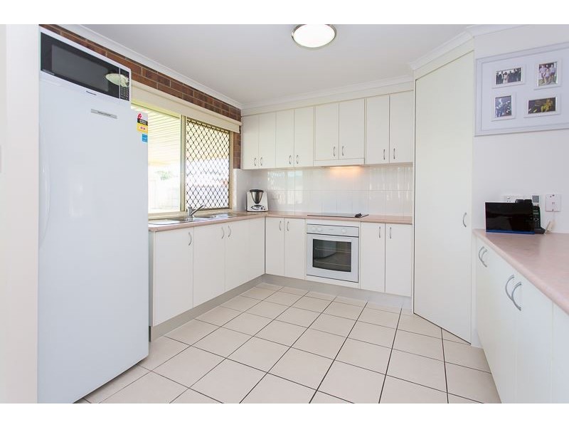 79 Bradman Drive, Glenella QLD 4740