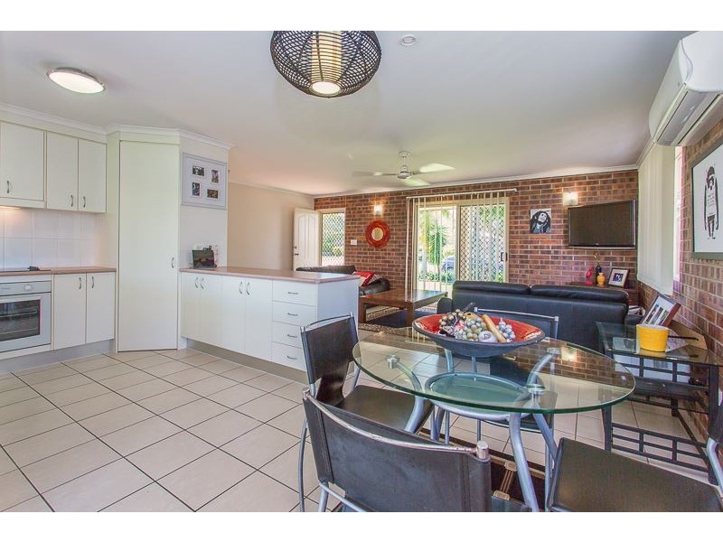 79 Bradman Drive, Glenella QLD 4740