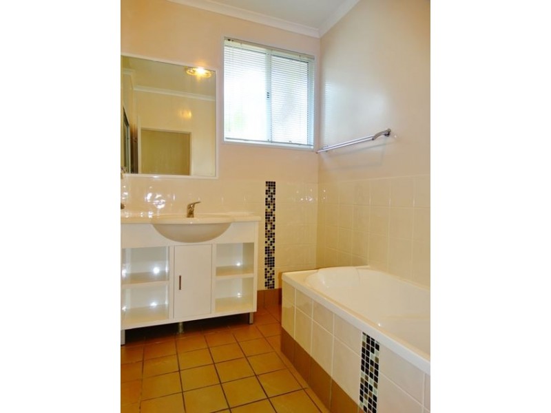 5/2 Mulcahy Crescent, Eimeo QLD 4740