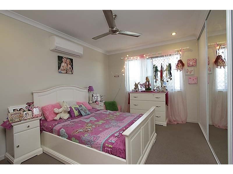 59 Beach Road, Dolphin Heads QLD 4740