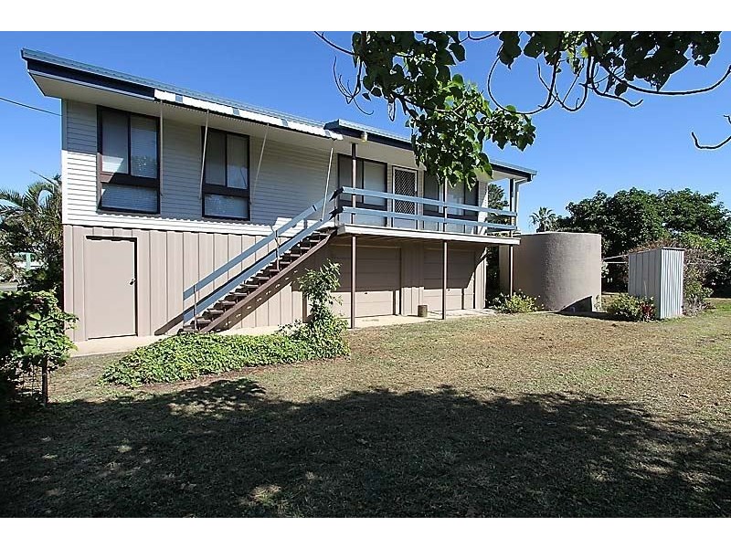18 McCarthy Street, Hay Point QLD 4740