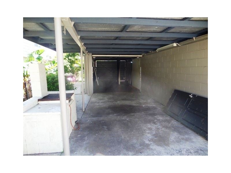 27 Tulloch Street, Ooralea QLD 4740