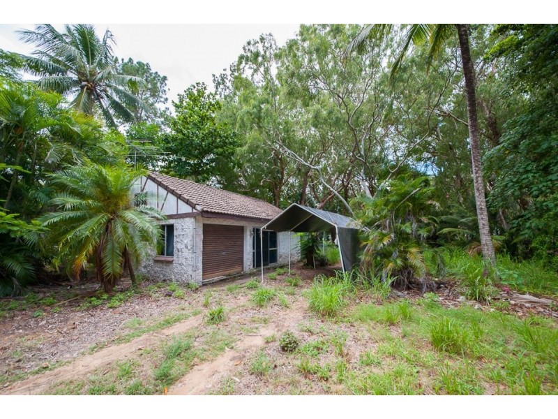 6 Bourke Street, Blacks Beach QLD 4740