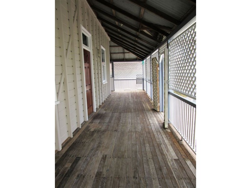 8 Nelson Street, Mackay QLD 4740