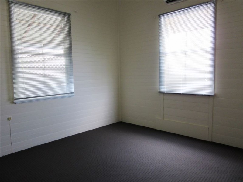 8 Nelson Street, Mackay QLD 4740