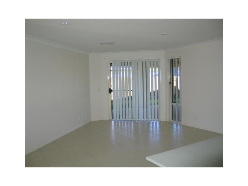 8 Narrabeen Street, Blacks Beach QLD 4740