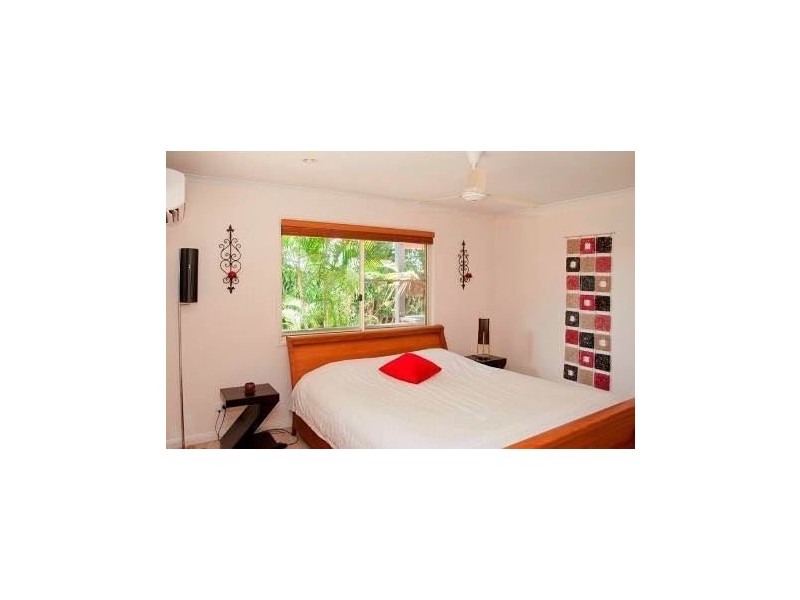 100 Shoal Point Road, Bucasia QLD 4750