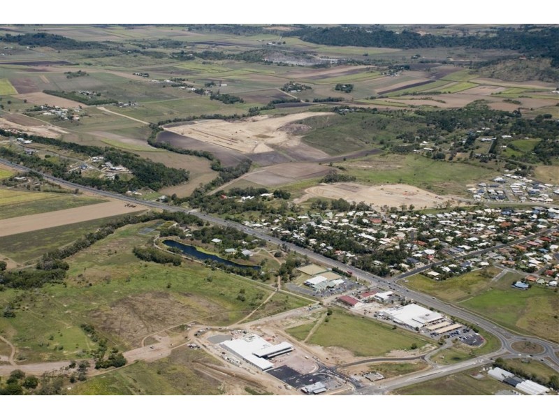 14 Caroval Drive, Rural View QLD 4740