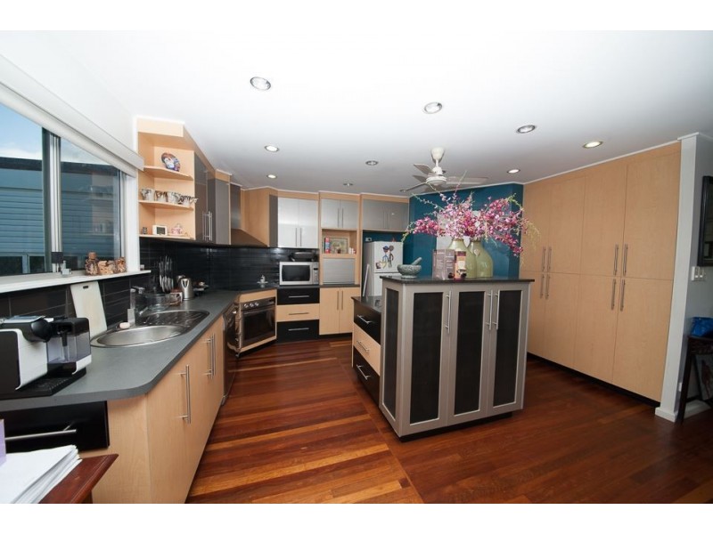 12 James Croker Drive, Mount Pleasant QLD 4740