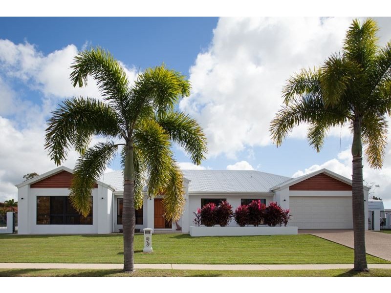 48 Vassallo Drive, Glenella QLD 4740