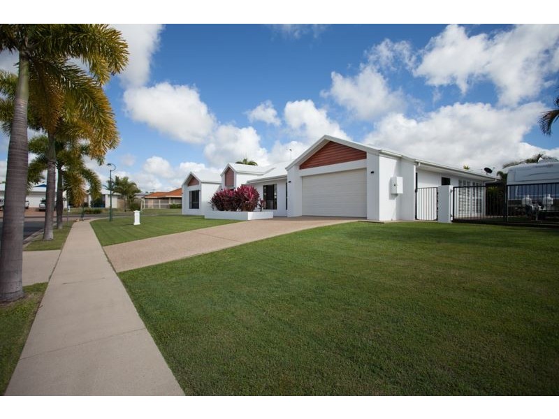 48 Vassallo Drive, Glenella QLD 4740