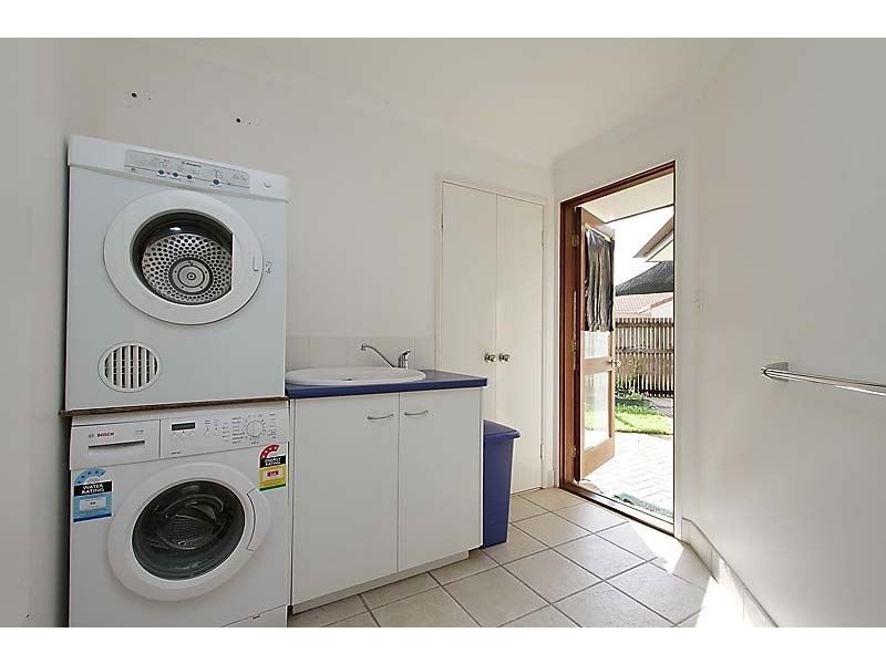 7 Suncrest Court, Mount Pleasant QLD 4740