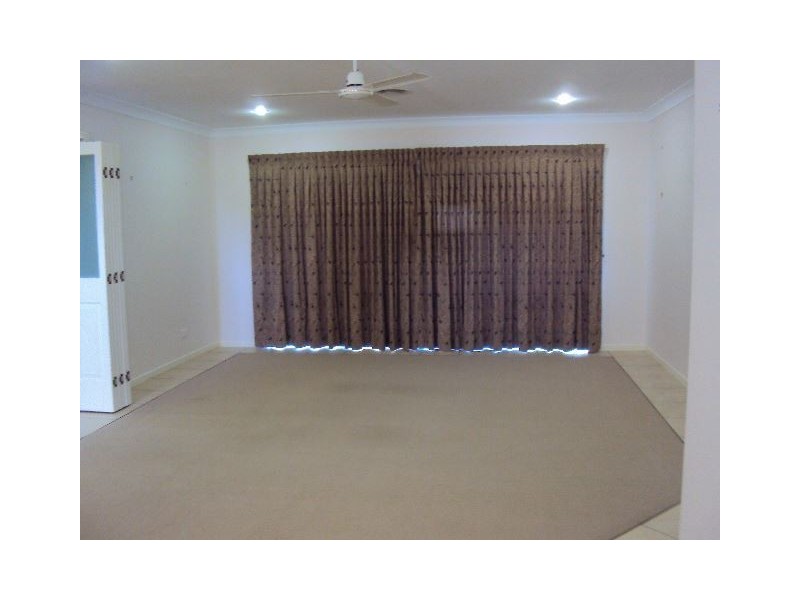 13 Urarii Crescent, Shoal Point QLD 4750