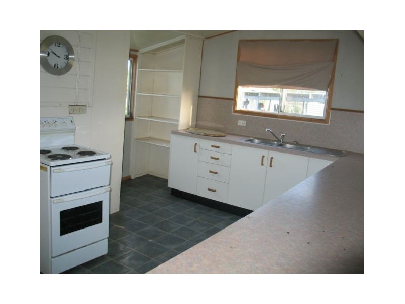 34 Sarina Beach Road, Sarina QLD 4737