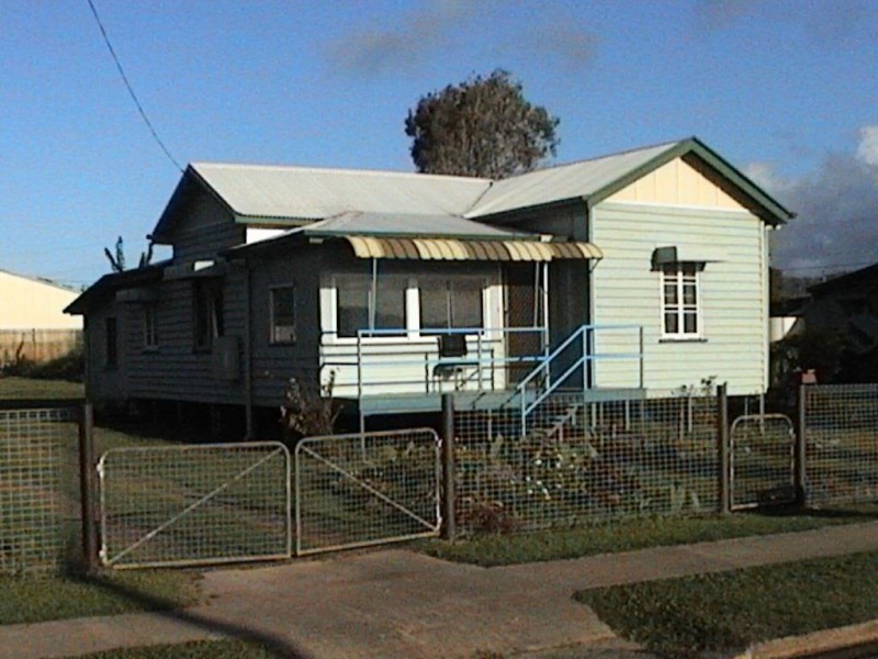 34 Sarina Beach Road, Sarina QLD 4737