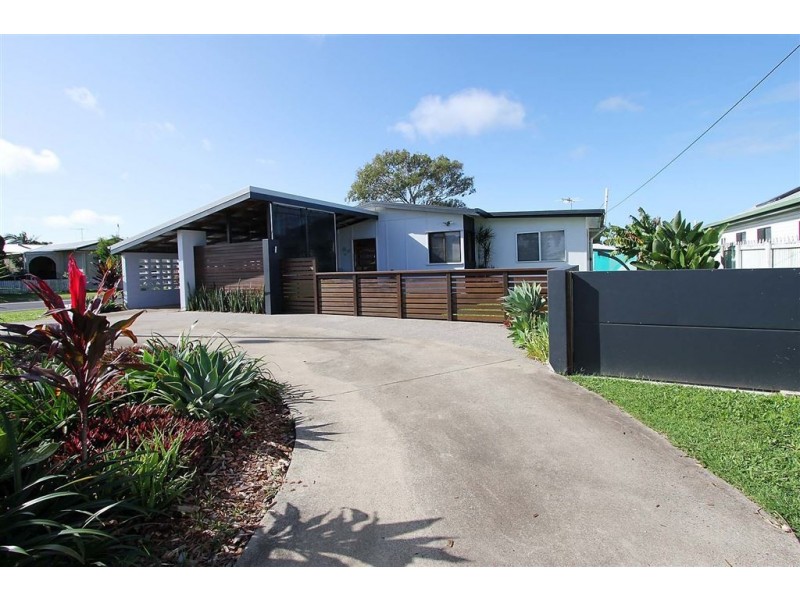 22 beaconsfield Road, Beaconsfield QLD 4740