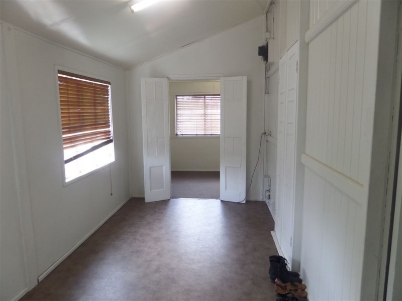 7 Hucker Street, Mackay QLD 4740