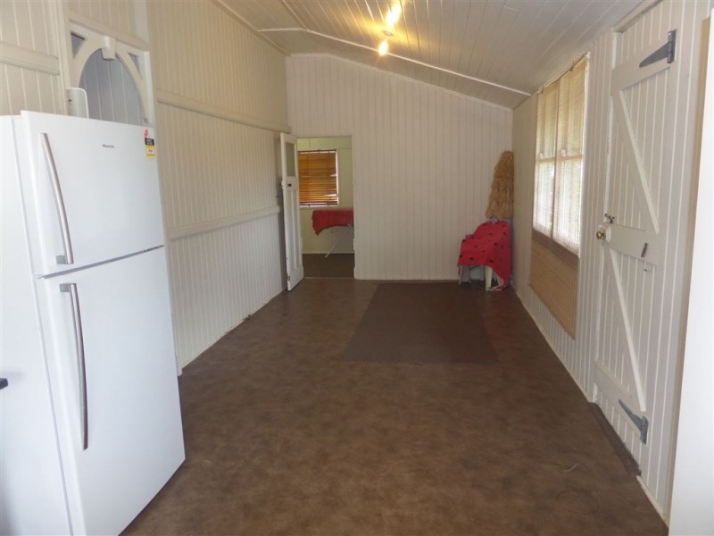 7 Hucker Street, Mackay QLD 4740