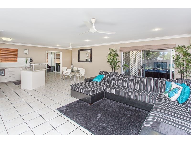 59 Wheeler Drive, Glenella QLD 4740