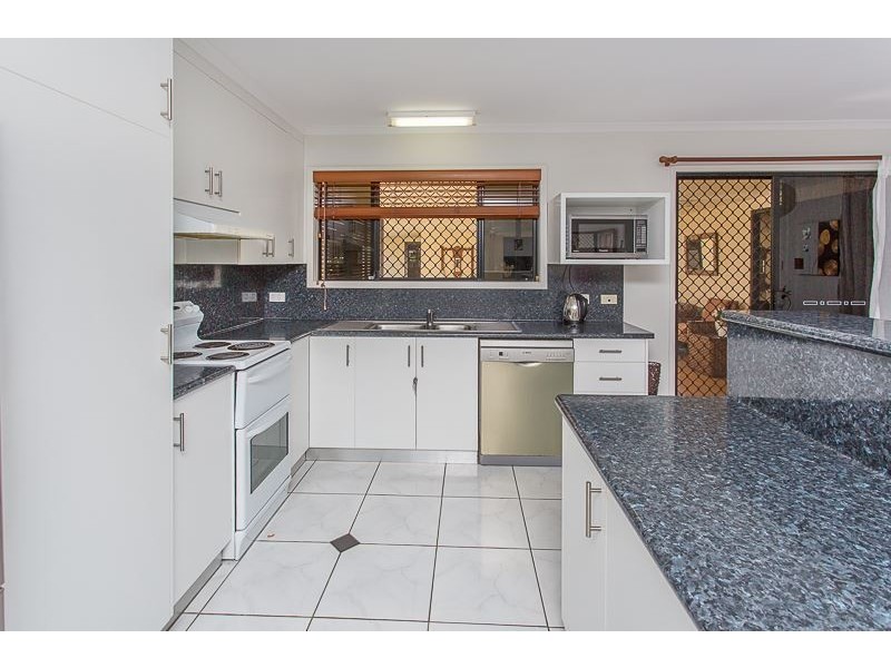 13 Eden Court, Glenella QLD 4740