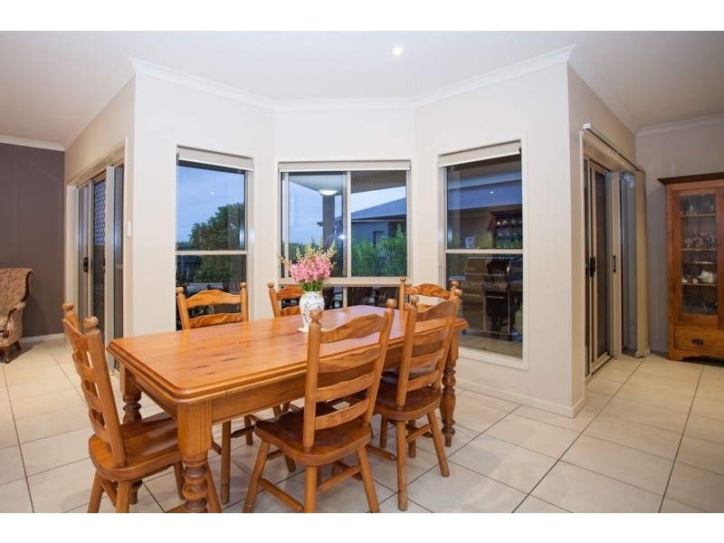 63 Gingham Street, Glenella QLD 4740