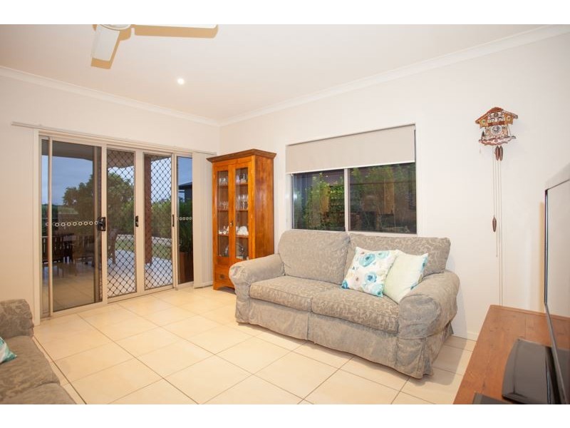 63 Gingham Street, Glenella QLD 4740