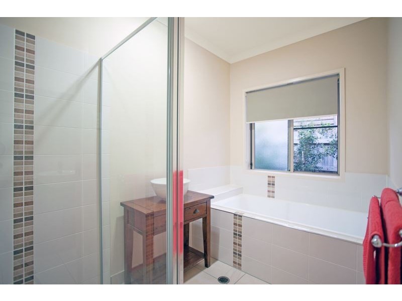 63 Gingham Street, Glenella QLD 4740