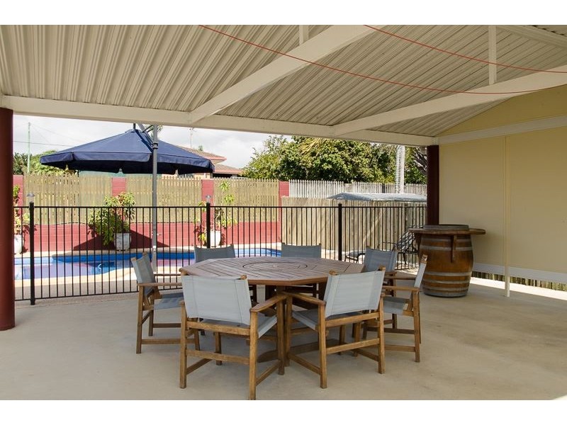 21 Lochmaben Court, Beaconsfield QLD 4740