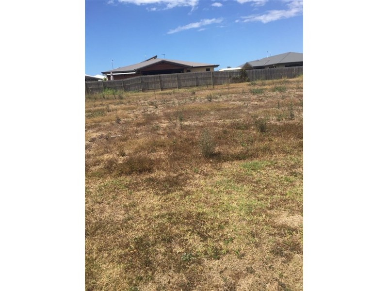 5 Fairway Drive, Bakers Creek QLD 4740
