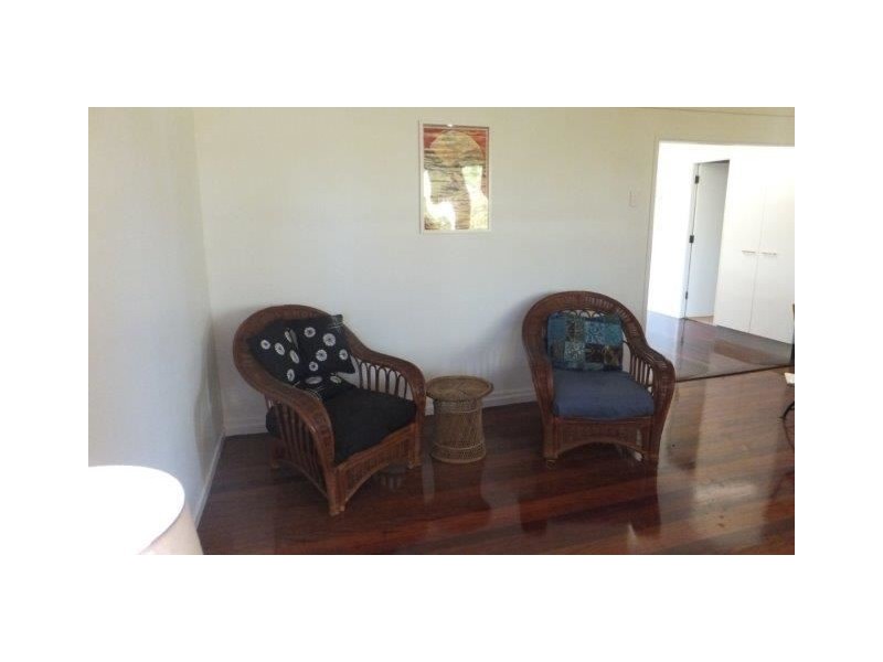 6 Eagle Street, Slade Point QLD 4740