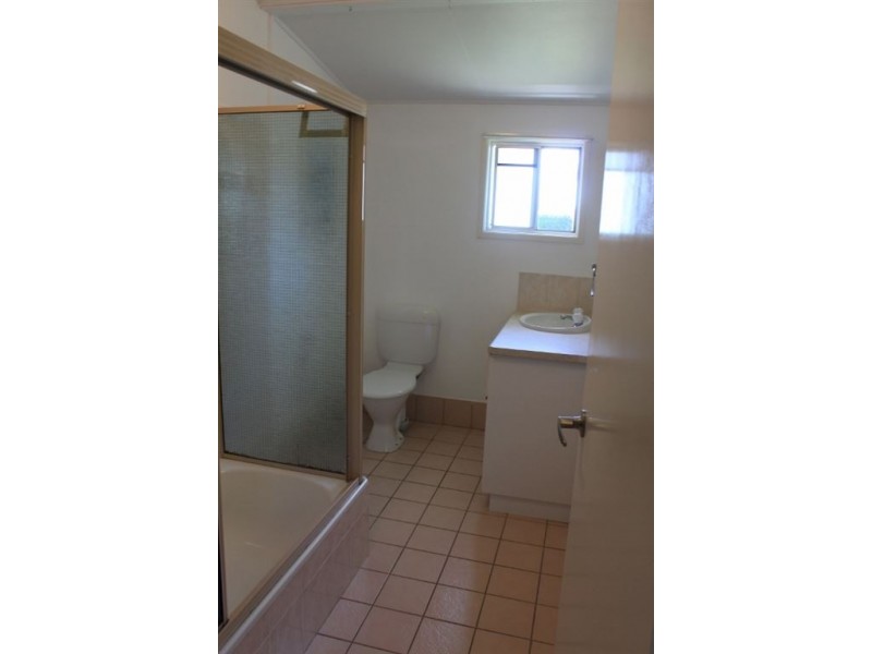36 Petrie Street, East Mackay QLD 4740