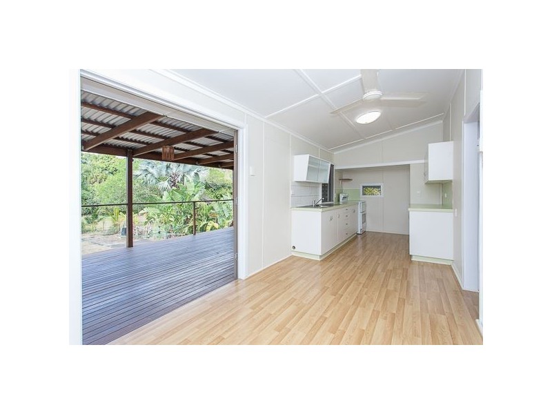 33 Fadden Street, Walkerston QLD 4751