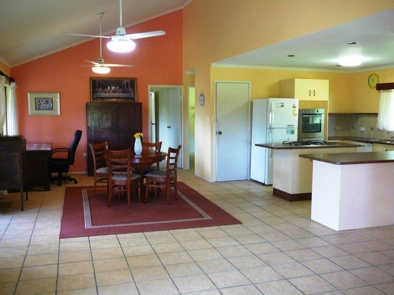318 Shoal Point Road, Shoal Point QLD 4750
