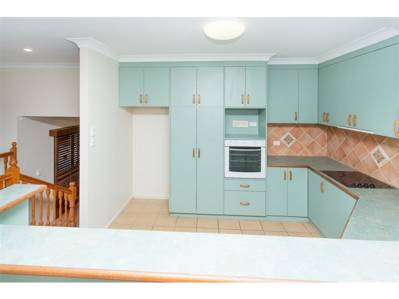 42 Shiral Drive, Beaconsfield QLD 4740