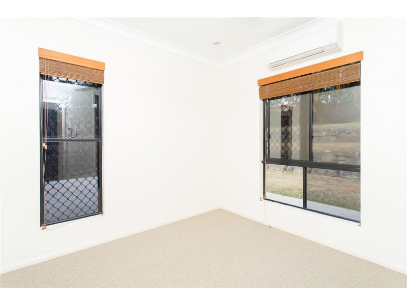42 Shiral Drive, Beaconsfield QLD 4740