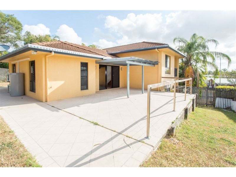 42 Shiral Drive, Beaconsfield QLD 4740