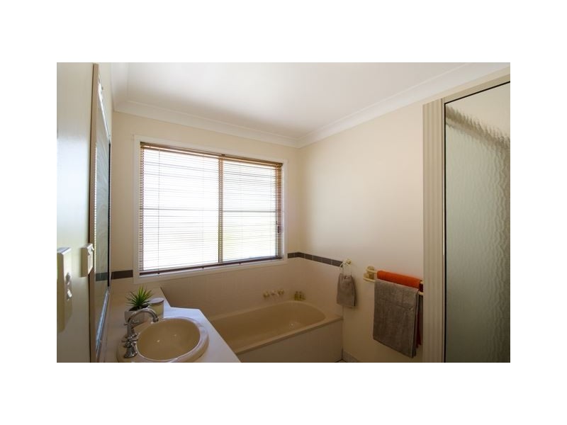 80 Pacific Drive, Blacks Beach QLD 4740
