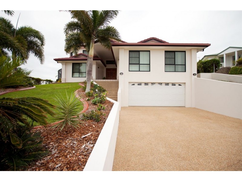 7 Rainbow Crescent, Blacks Beach QLD 4740