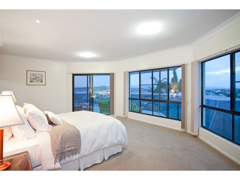 7 Rainbow Crescent, Blacks Beach QLD 4740