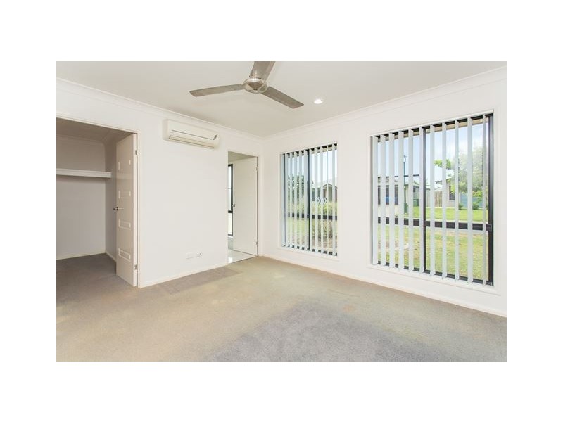 12 Narrabeen Street, Blacks Beach QLD 4740