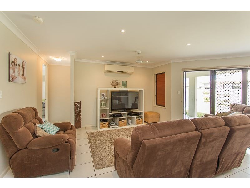 42 Stone Drive, Shoal Point QLD 4750