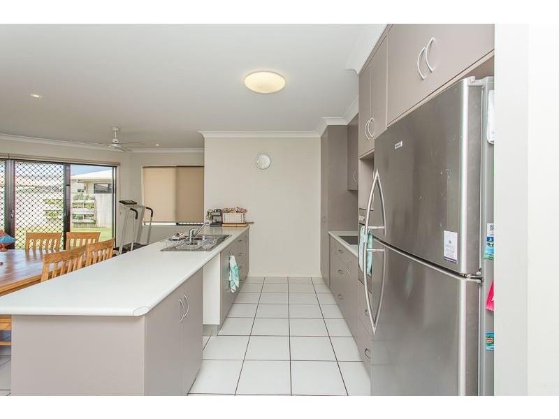 42 Stone Drive, Shoal Point QLD 4750