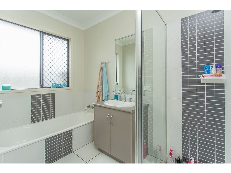 42 Stone Drive, Shoal Point QLD 4750