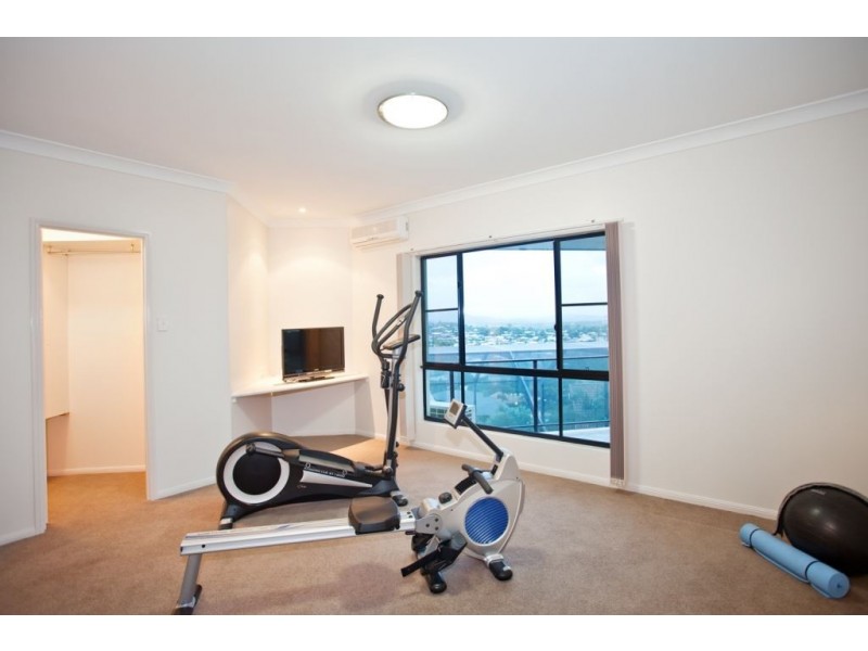 7 Rainbow Crescent, Blacks Beach QLD 4740