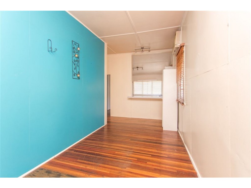 13 Zahmel Street, Finch Hatton QLD 4756