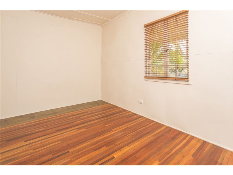 13 Zahmel Street, Finch Hatton QLD 4756