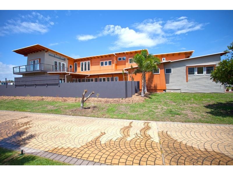 26 Portside Place, Shoal Point QLD 4750