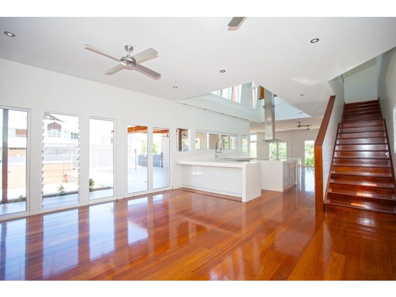 26 Portside Place, Shoal Point QLD 4750