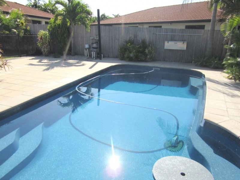 3 Dominique Drive, Glenella QLD 4740