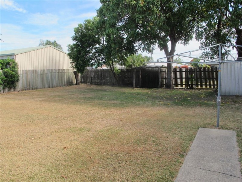 13 Nella Drive, South Mackay QLD 4740
